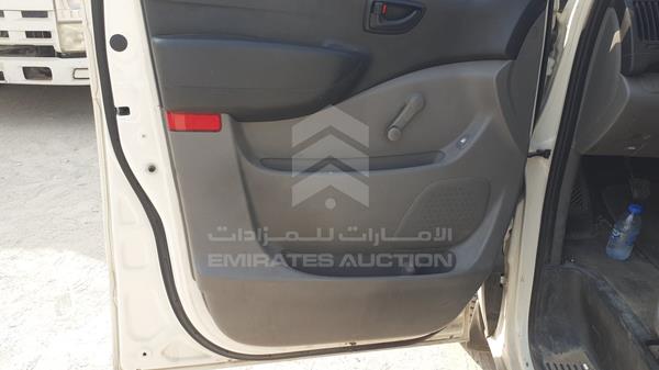 Photo 9 VIN: KMHWG81R6AU227930 - HYUNDAI H1 