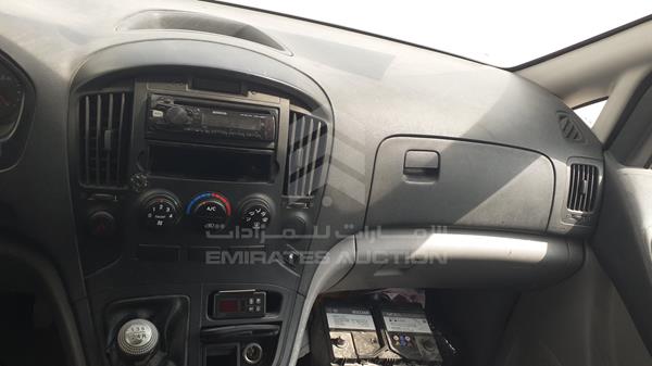 Photo 14 VIN: KMHWG81R7FU662902 - HYUNDAI H1 