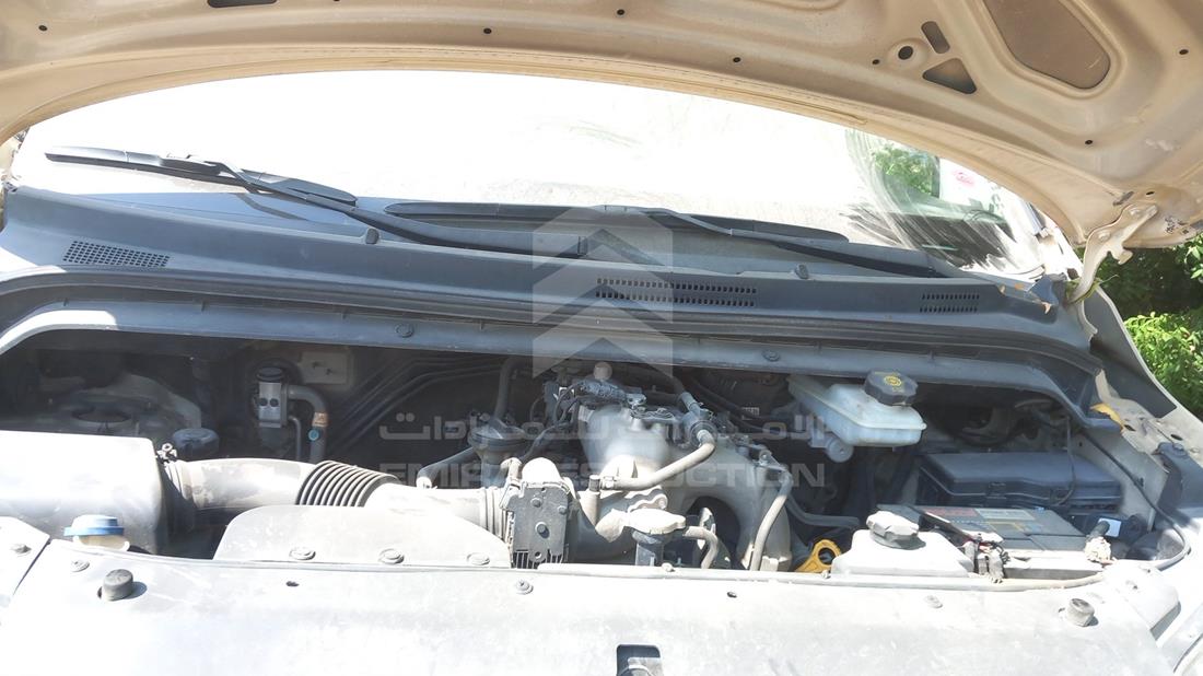 Photo 32 VIN: KMHWG81R8LU084255 - HYUNDAI H1 