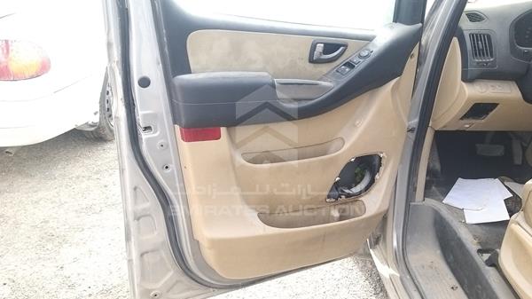 Photo 8 VIN: KMHWH81R4BU289728 - HYUNDAI H1 