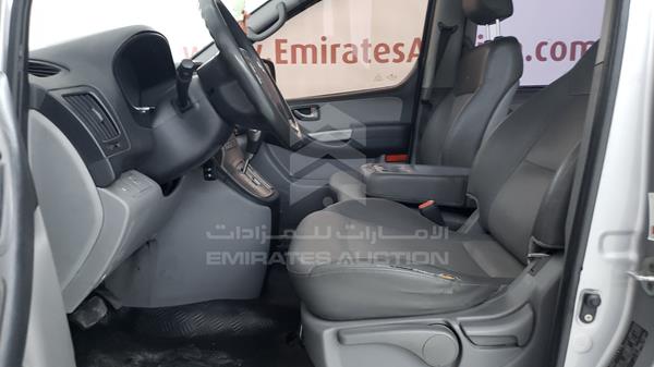 Photo 11 VIN: KMJWA37JBBU273076 - HYUNDAI STAREX 