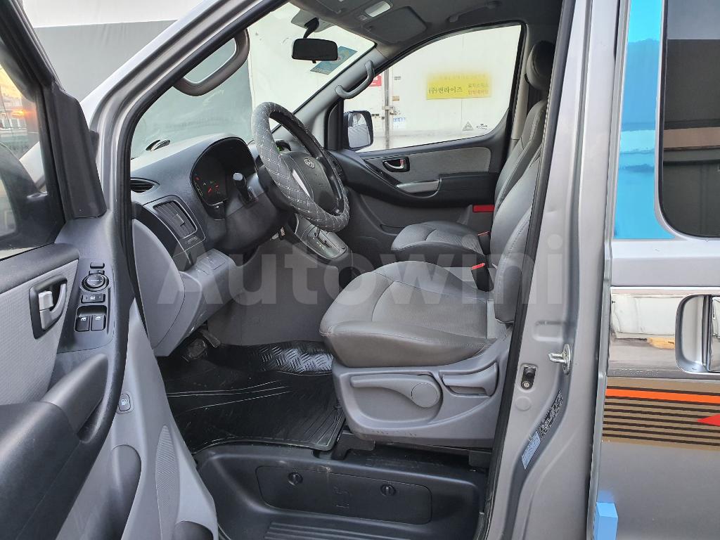 Photo 14 VIN: KMJWA37JBBU293717 - HYUNDAI GRAND STAREX H-1 