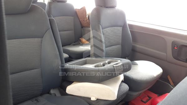 Photo 18 VIN: KMJWA37R0BU297449 - HYUNDAI H1 