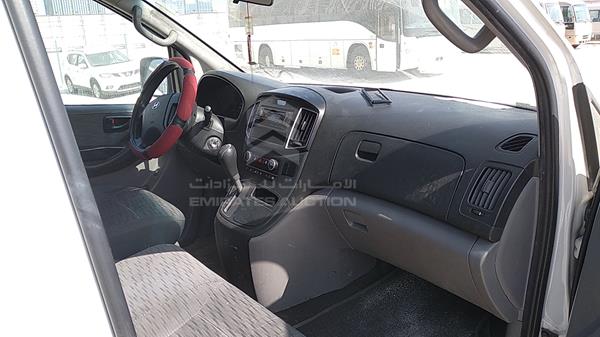 Photo 24 VIN: KMJWA37R1GU775434 - HYUNDAI H1 