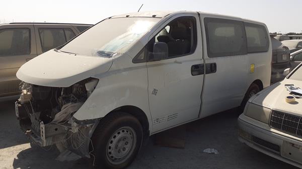 Photo 3 VIN: KMJWA37R3AU213803 - HYUNDAI H1 