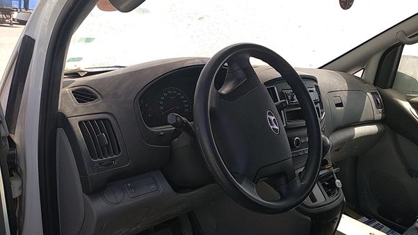 Photo 10 VIN: KMJWA37R8GU797298 - HYUNDAI H1 