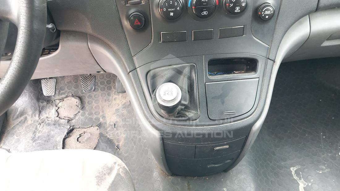 Photo 16 VIN: KMJWA37RXFU649880 - HYUNDAI H1 