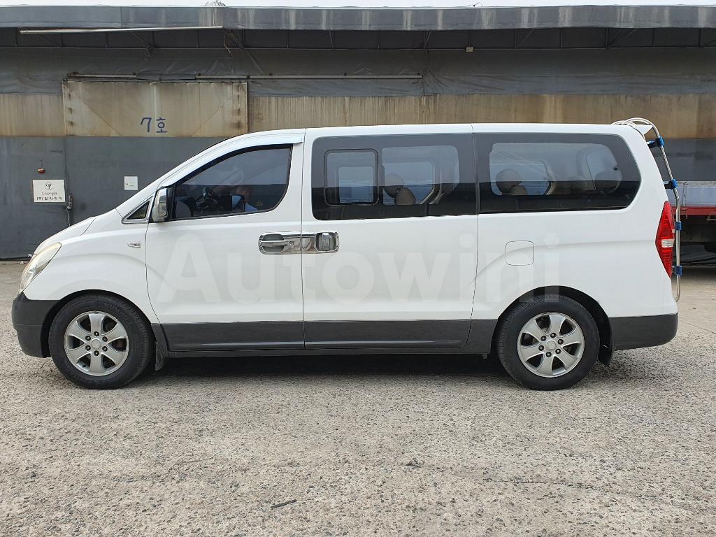 Photo 2 VIN: KMJWAH7JP8U015056 - HYUNDAI GRAND STAREX H-1 