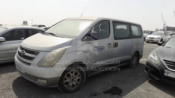 Photo 4 VIN: KMJWAH7R59U103487 - HYUNDAI H1 