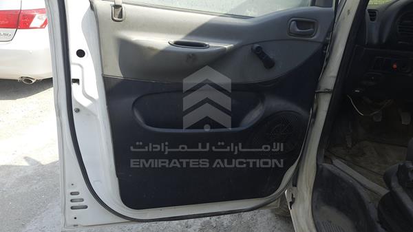 Photo 8 VIN: KMJWVH7W35U630254 - HYUNDAI H1 