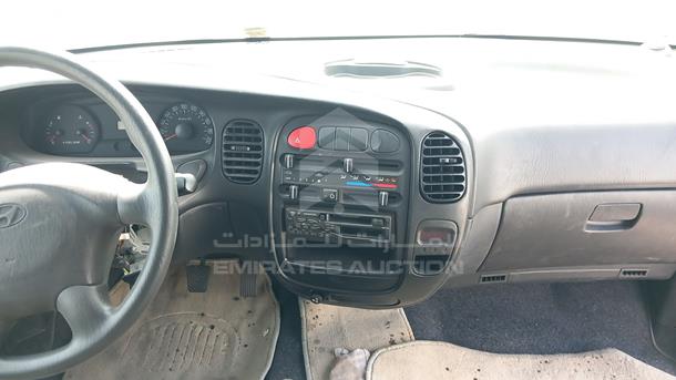 Photo 15 VIN: KMJWVH7W55U662297 - HYUNDAI H1 