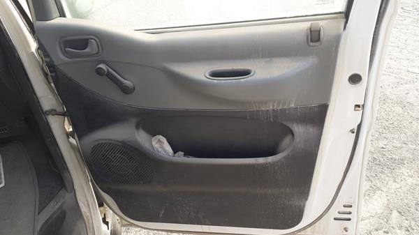 Photo 21 VIN: KMJWVH7W66U730513 - HYUNDAI H1 