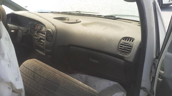 Photo 25 VIN: KMJWVH7W75U665413 - HYUNDAI H1 