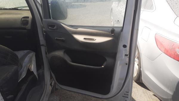 Photo 26 VIN: KMJWVH7W75U665413 - HYUNDAI H1 