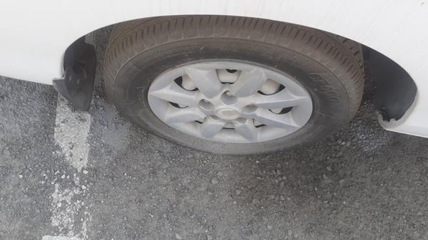 Photo 31 VIN: KMJWVH7W75U665413 - HYUNDAI H1 