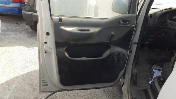 Photo 8 VIN: KMJWVH7W77U813515 - HYUNDAI H1 