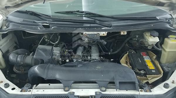 Photo 24 VIN: KMJWVH7W95U629870 - HYUNDAI H1 