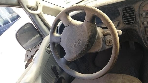 Photo 12 VIN: KMJWVH7WX6U693191 - HYUNDAI H1 