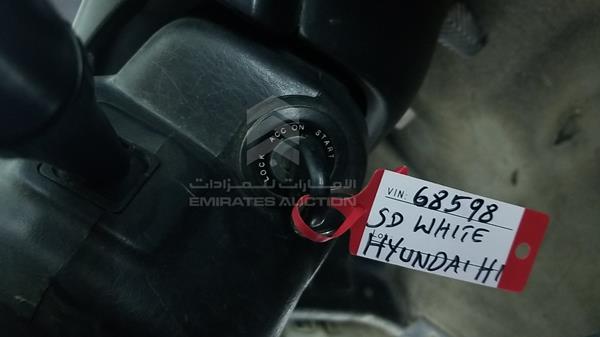 Photo 3 VIN: KMJWWH7W17U768598 - HYUNDAI H1 