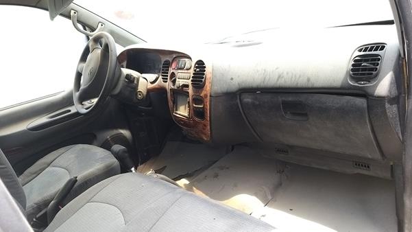 Photo 21 VIN: KMJWWH7W77U798978 - HYUNDAI H1 