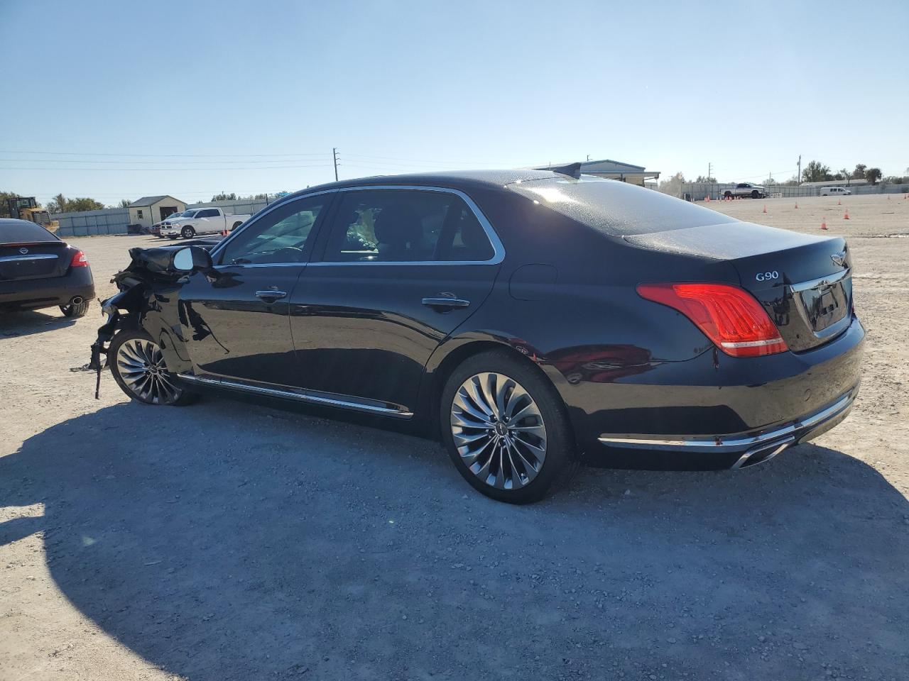 Photo 1 VIN: KMTF34JA5KU054682 - GENESIS G90 