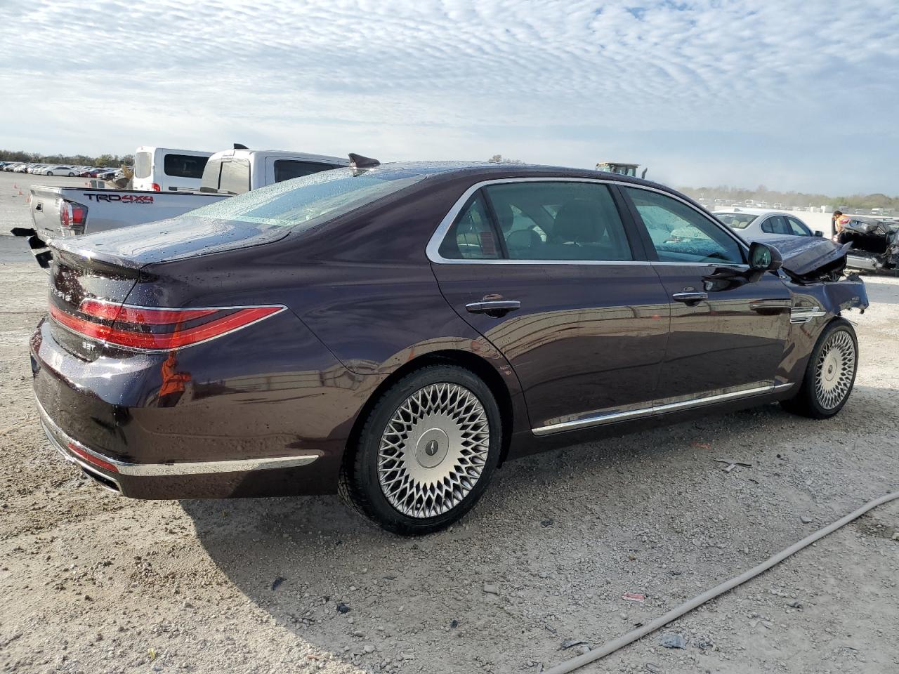 Photo 2 VIN: KMTF34PA1LU078387 - GENESIS G90 