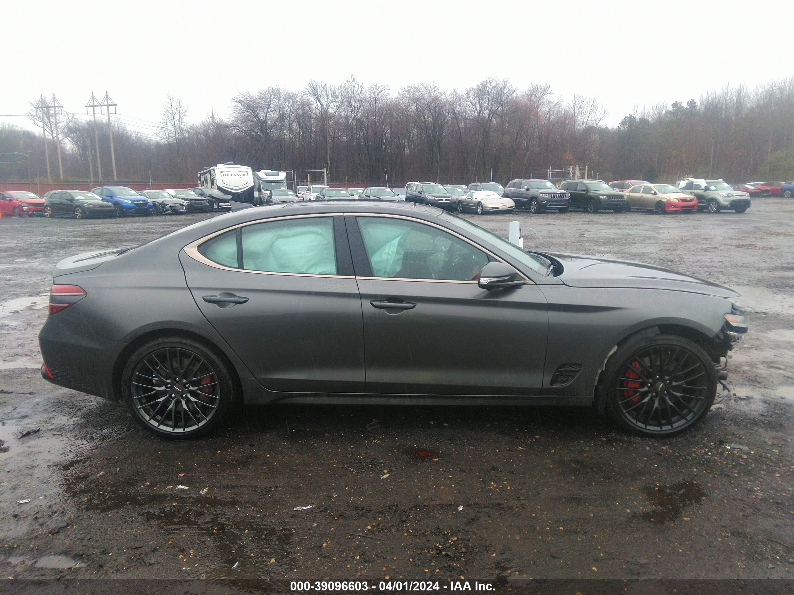 Photo 12 VIN: KMTG14TE2NU082275 - GENESIS G70 