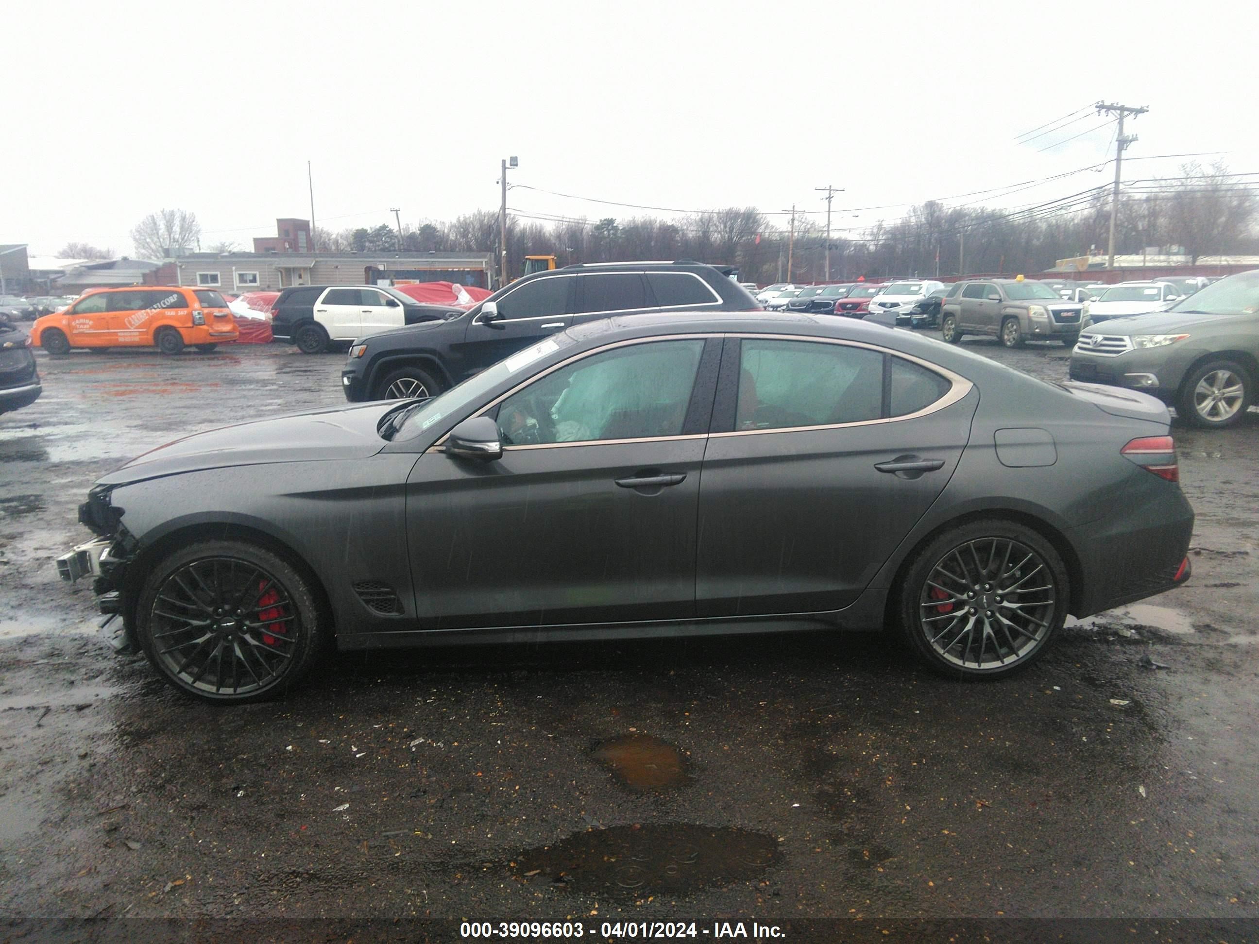 Photo 13 VIN: KMTG14TE2NU082275 - GENESIS G70 