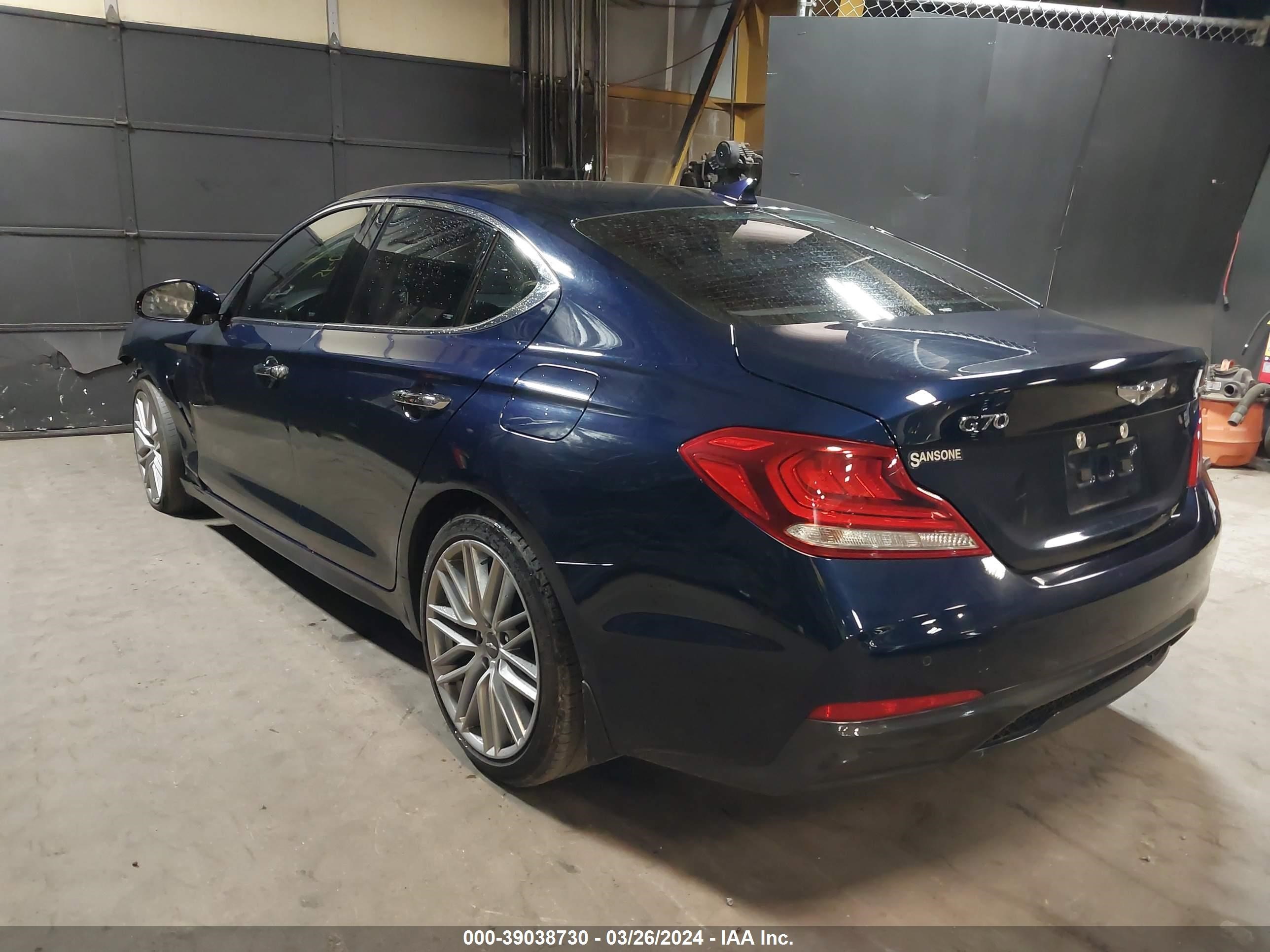 Photo 2 VIN: KMTG34LA3MU079780 - GENESIS G70 