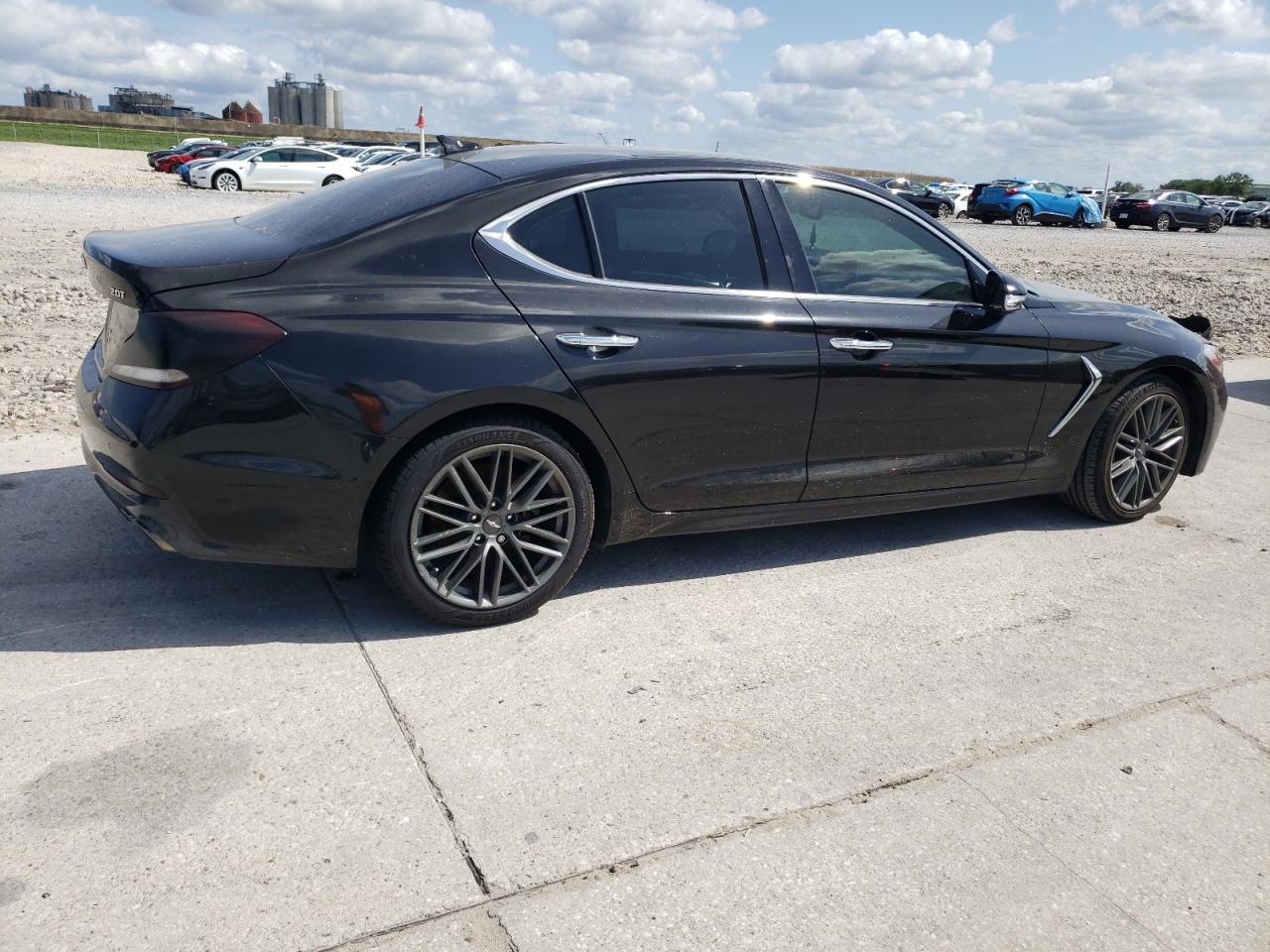 Photo 2 VIN: KMTG34LA6KU014743 - GENESIS G70 