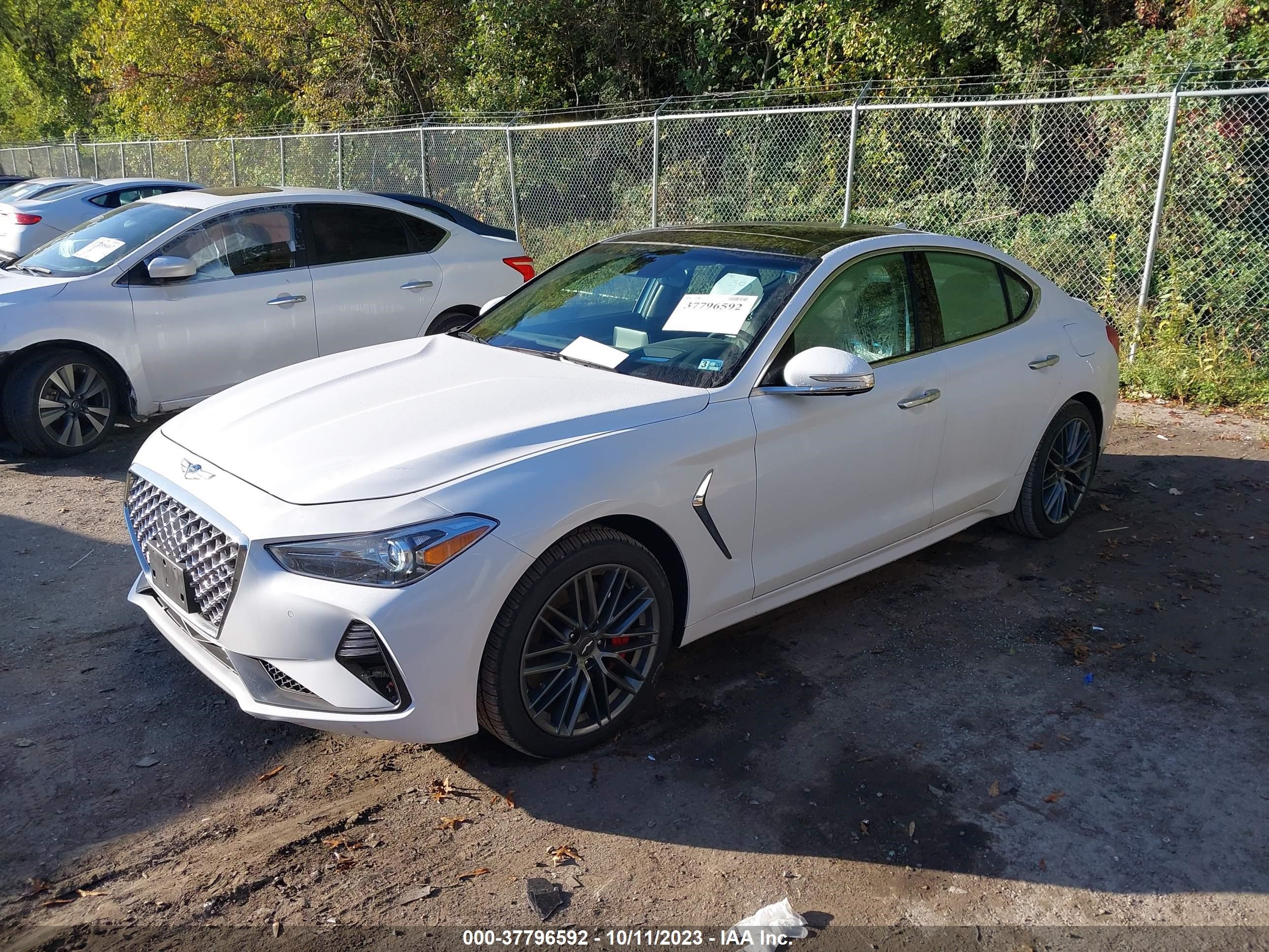 Photo 1 VIN: KMTG34LE8KU035127 - GENESIS G70 