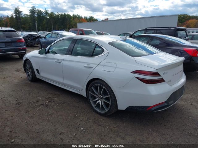 Photo 2 VIN: KMTG34TA1NU098409 - GENESIS G70 