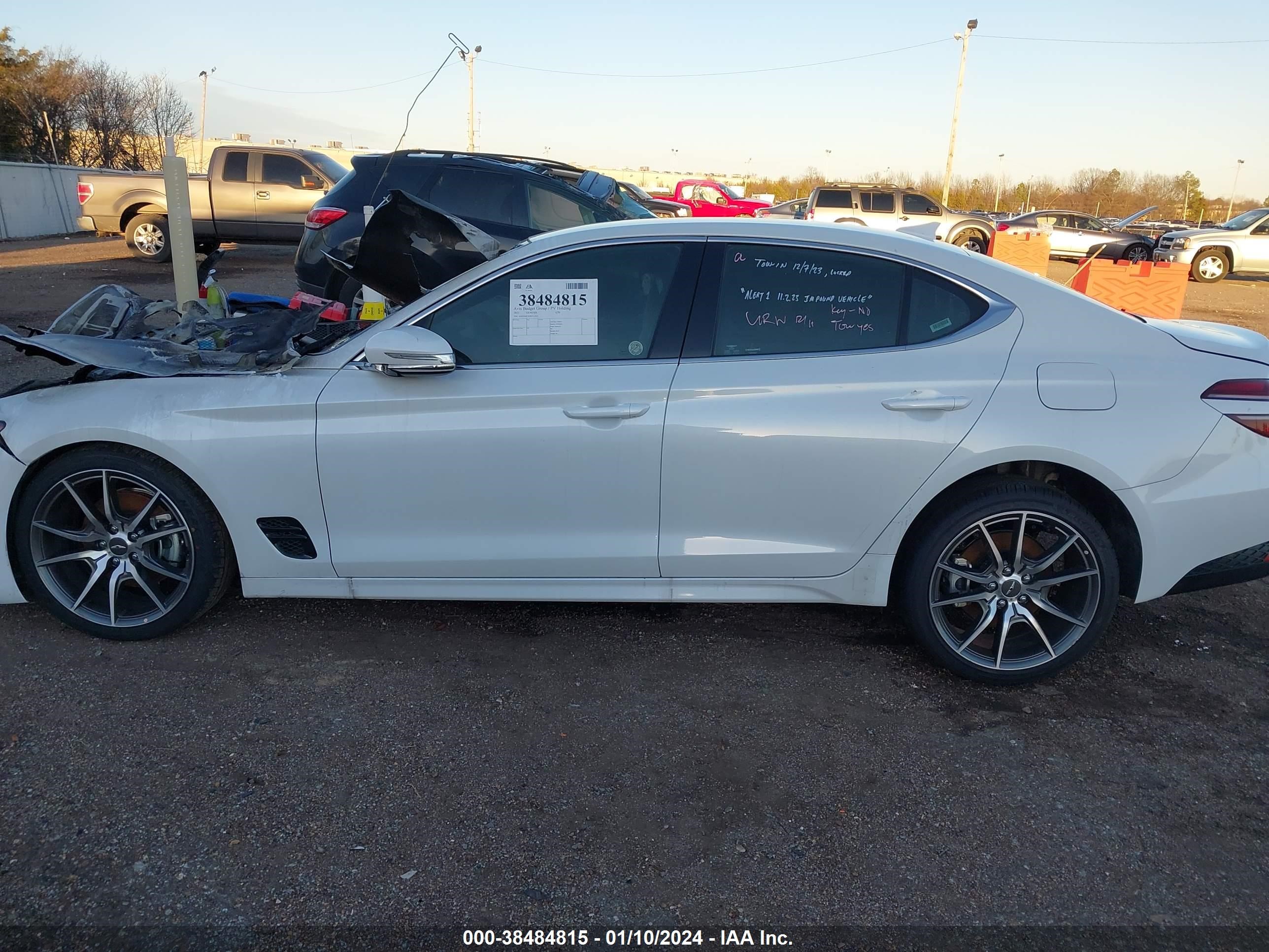 Photo 13 VIN: KMTG34TA2PU131811 - GENESIS G70 