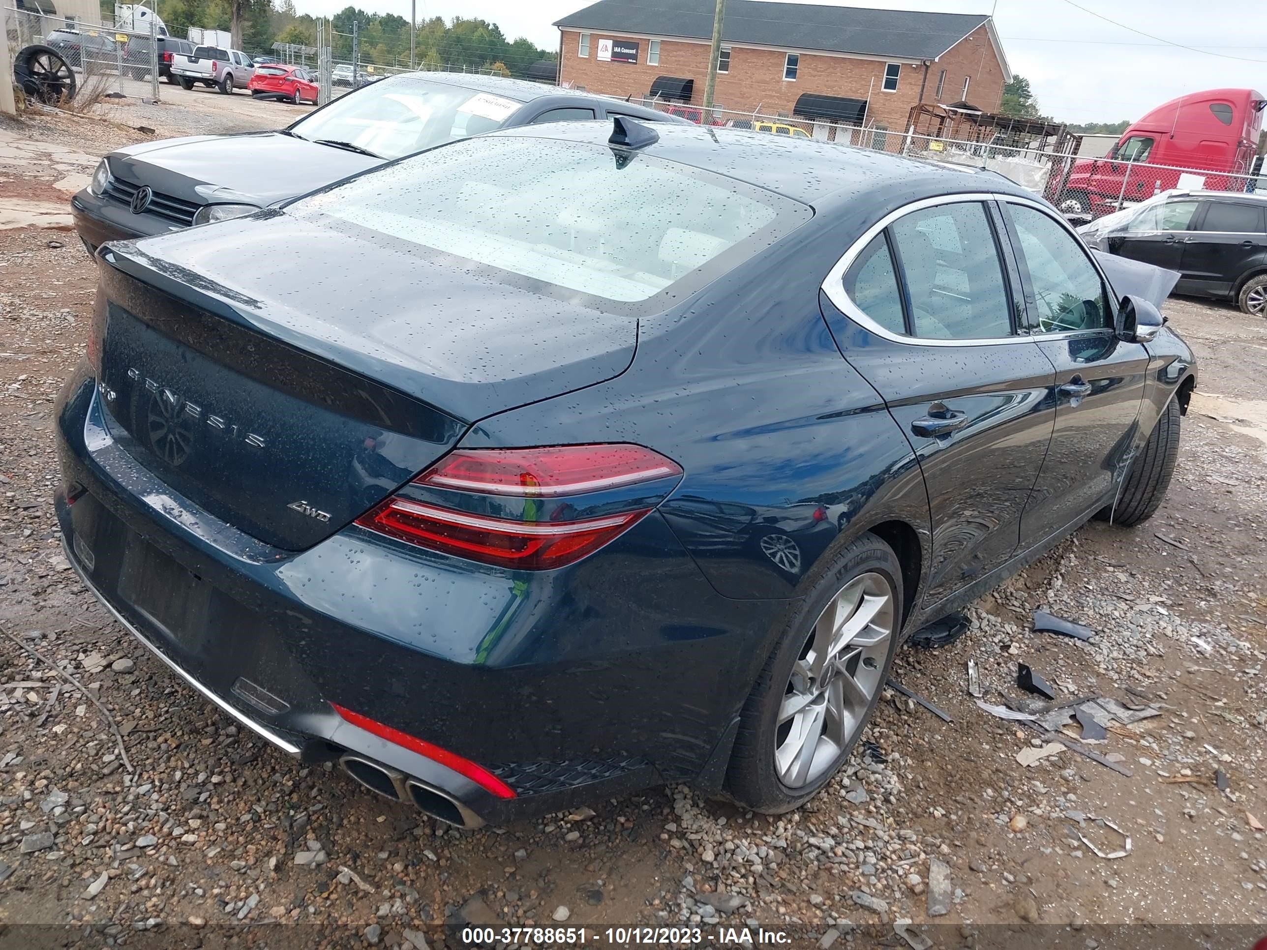 Photo 3 VIN: KMTG34TA5NU087011 - GENESIS G70 