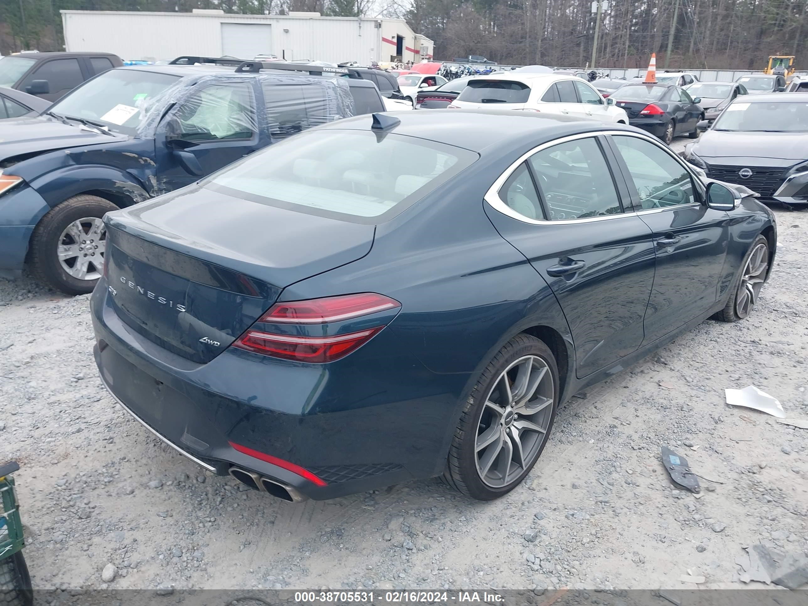 Photo 3 VIN: KMTG34TA5PU127008 - GENESIS G70 