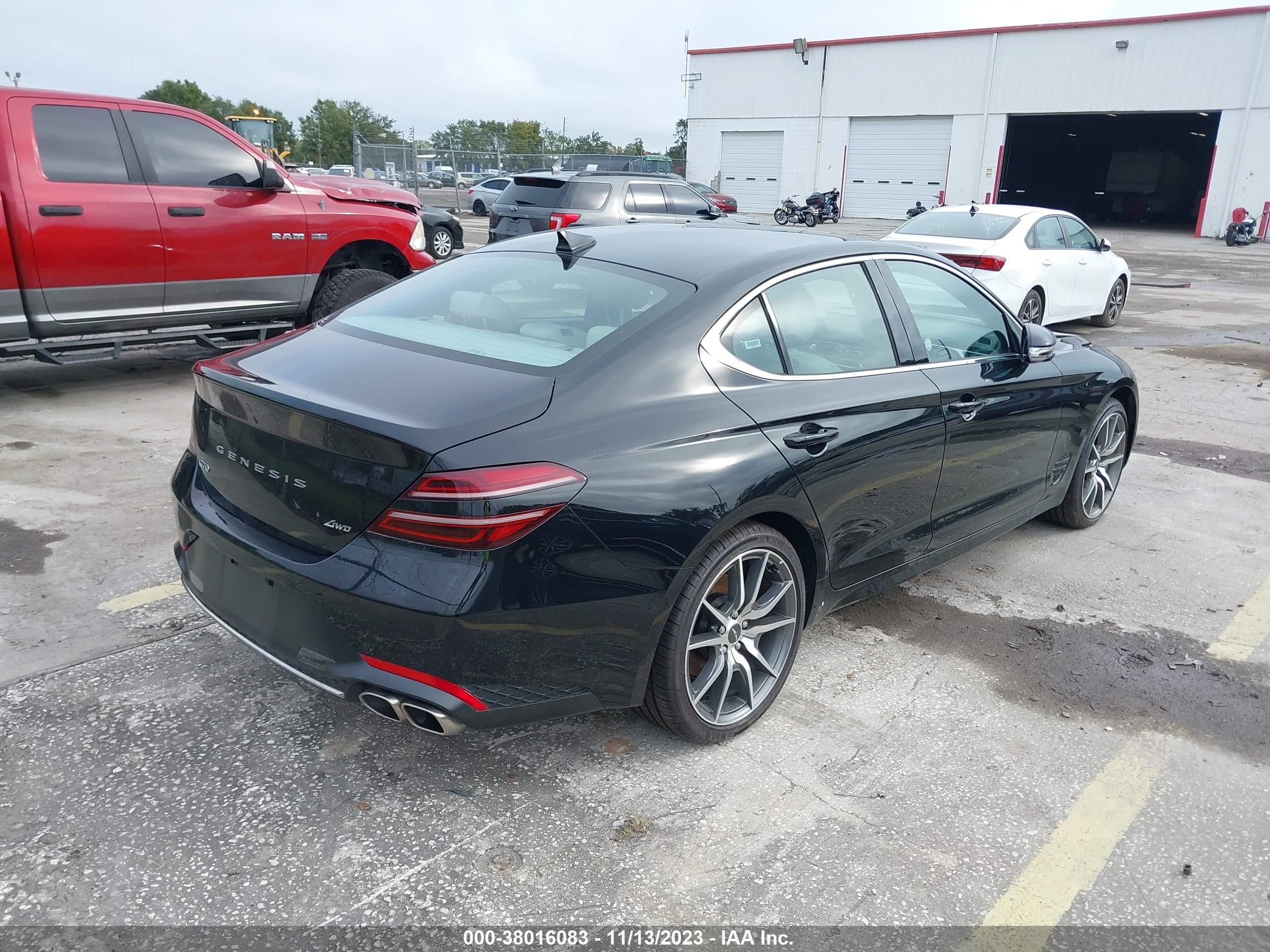 Photo 3 VIN: KMTG34TA9PU127027 - GENESIS G70 