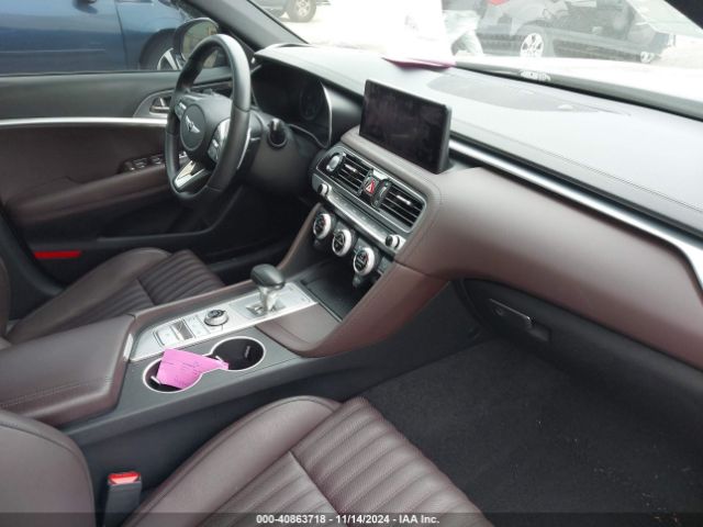 Photo 4 VIN: KMTG34TAXNU091121 - GENESIS G70 