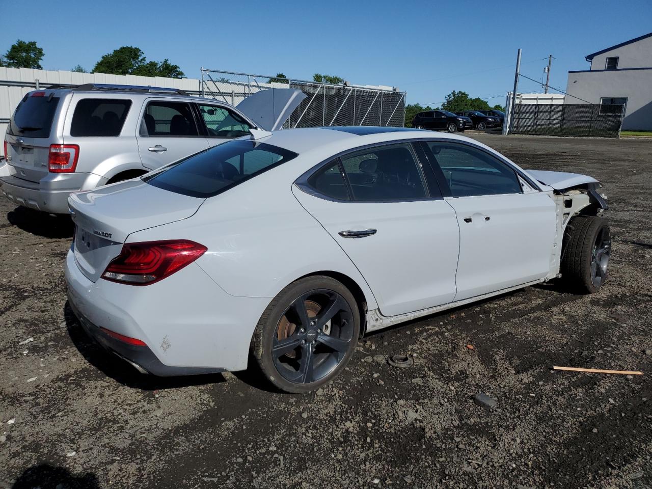 Photo 2 VIN: KMTG44LA5KU033149 - GENESIS G70 