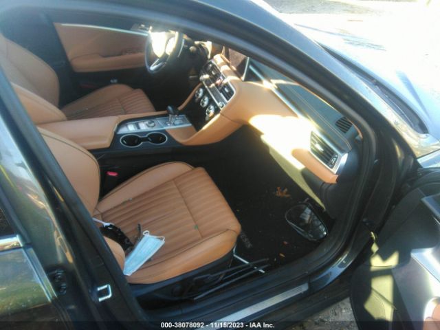 Photo 4 VIN: KMTG54TE7NU100239 - GENESIS G70 