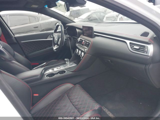 Photo 4 VIN: KMTG54TE9NU099062 - GENESIS G70 