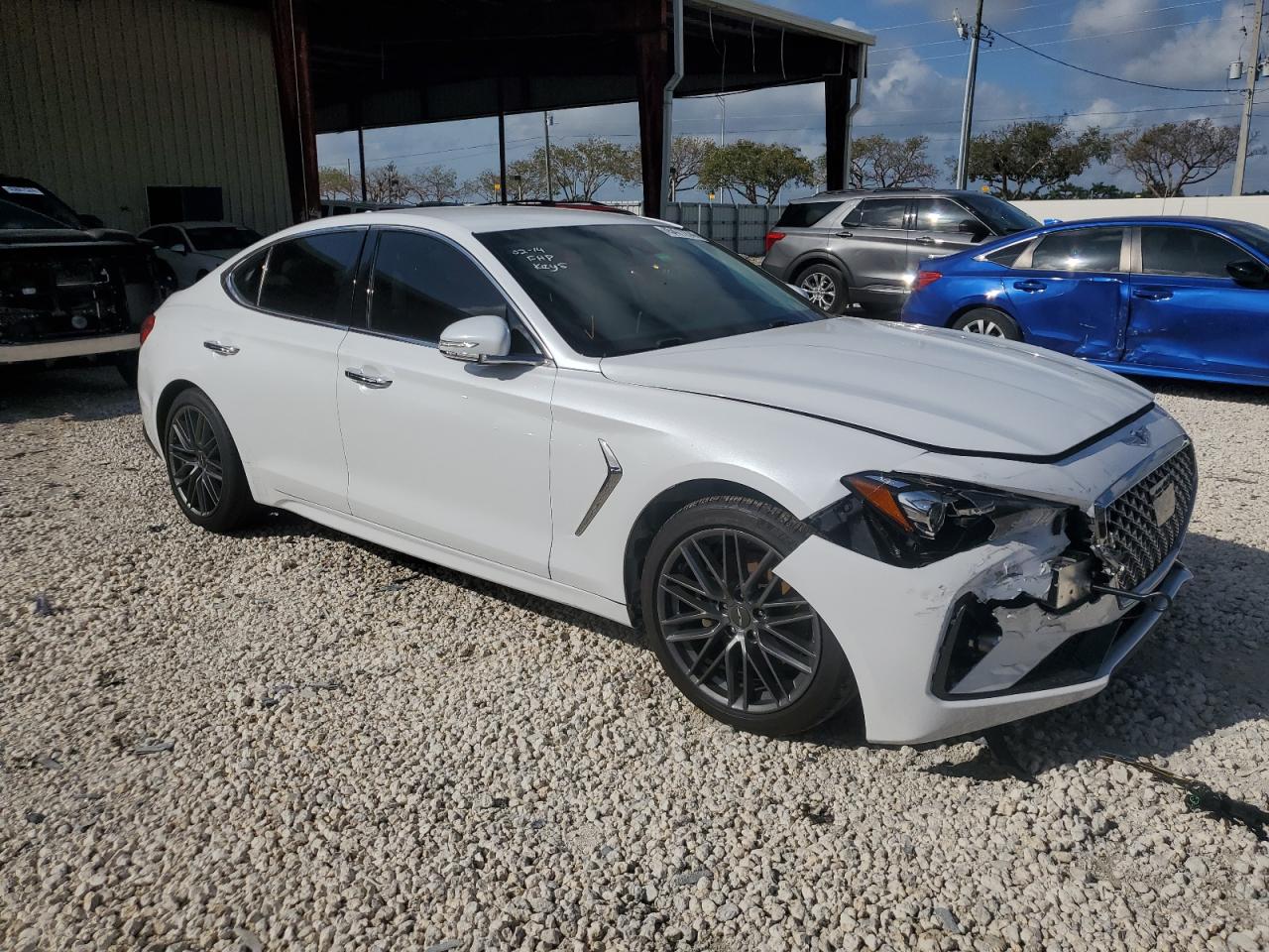 Photo 3 VIN: KMTG64LA7KU043921 - GENESIS G70 