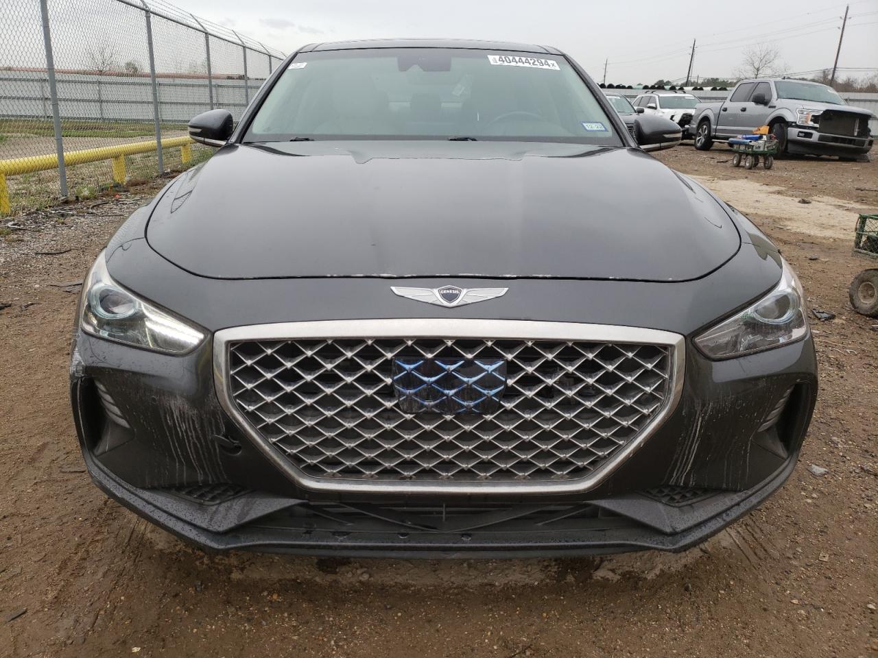 Photo 4 VIN: KMTG74LE1KU024099 - GENESIS G70 