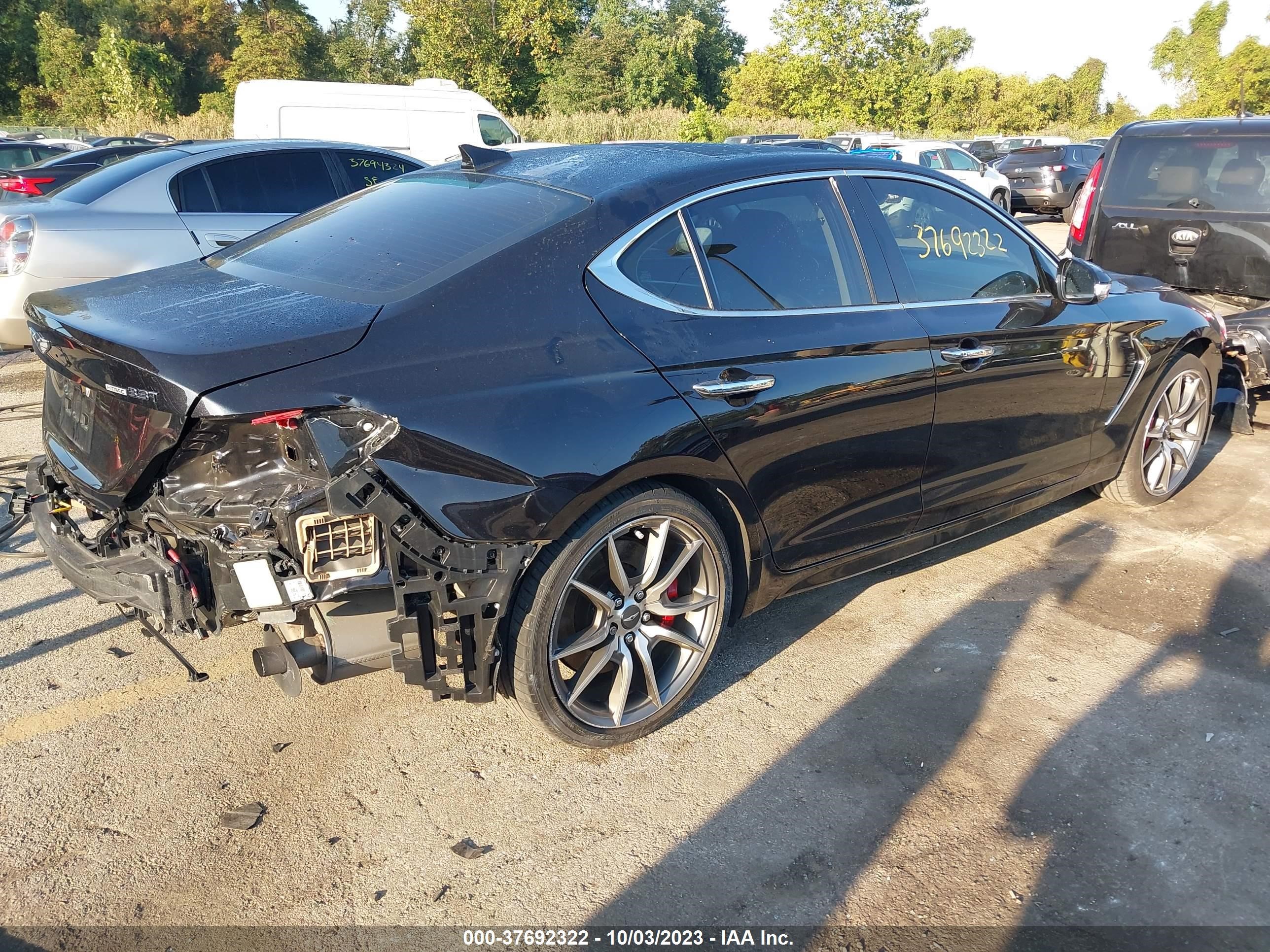 Photo 3 VIN: KMTG74LE3MU070794 - GENESIS G70 