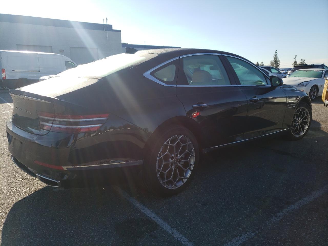 Photo 2 VIN: KMTGB4SC1NU129874 - GENESIS G80 