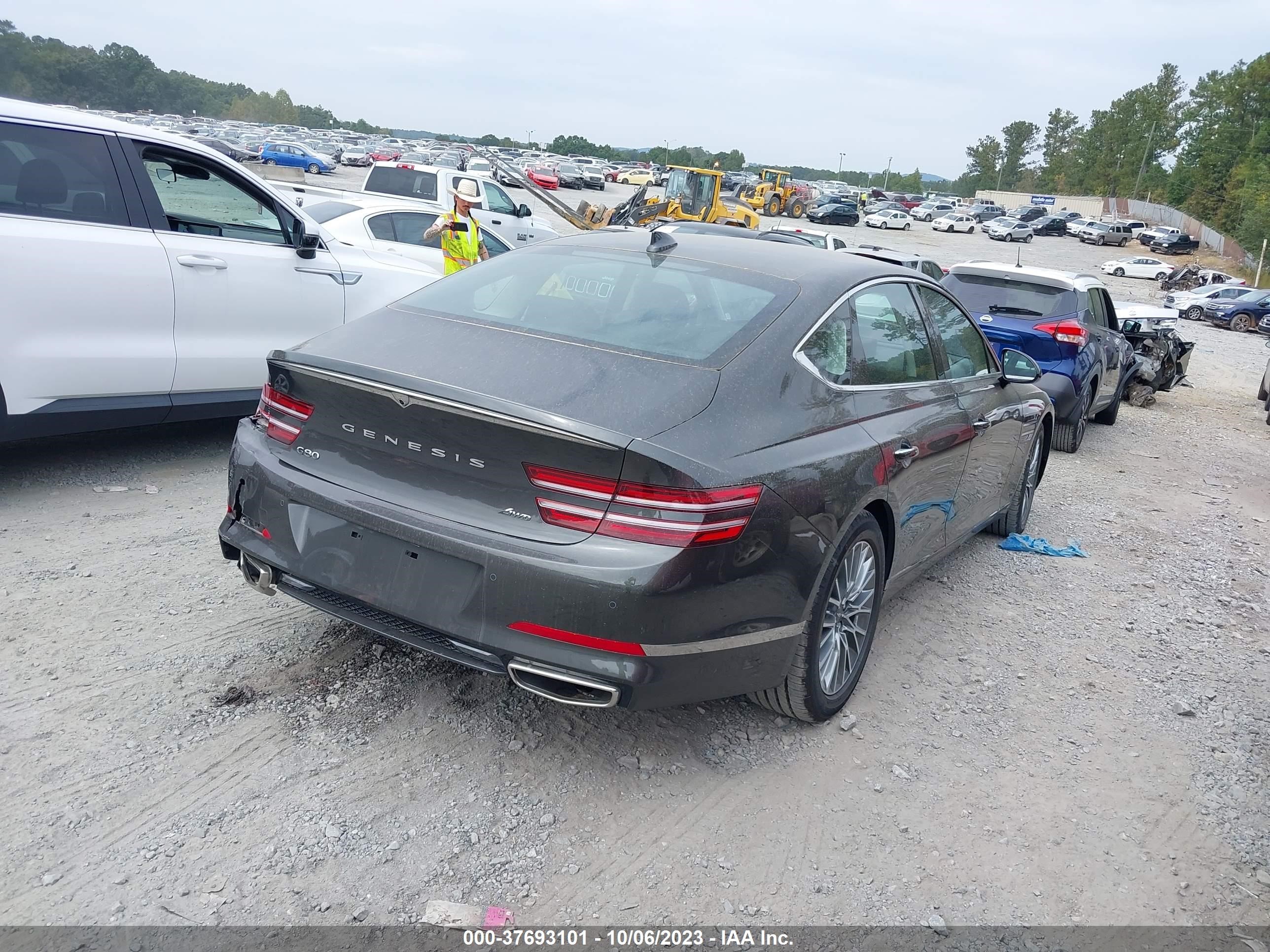 Photo 3 VIN: KMTGB4SC1PU197465 - GENESIS G80 