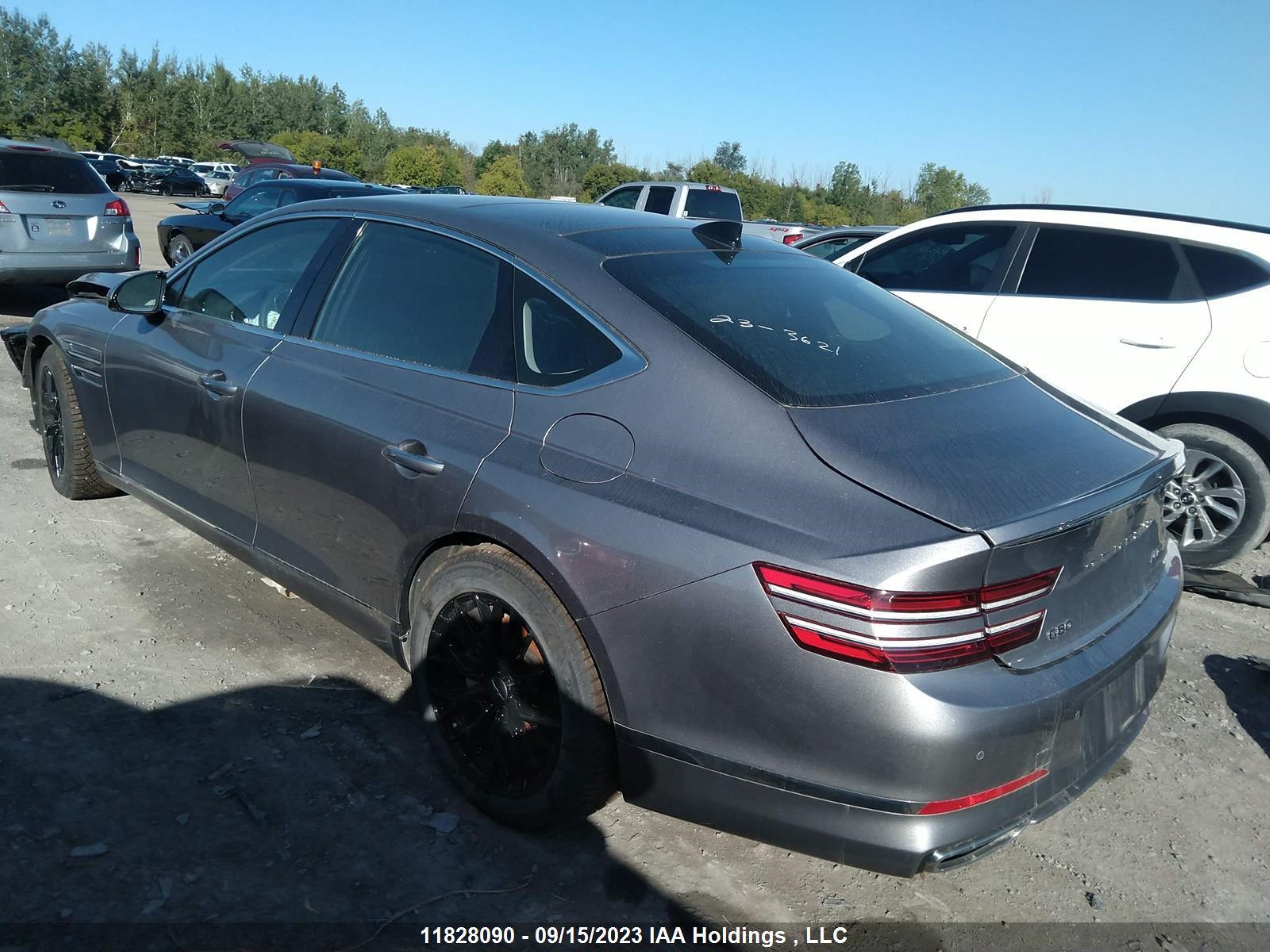 Photo 2 VIN: KMTGB4SC9PU141838 - GENESIS G80 