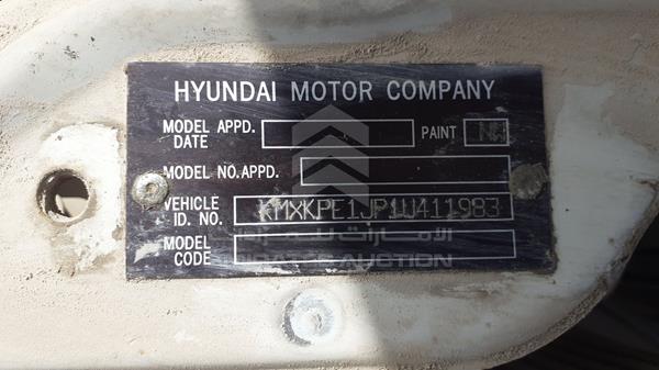 Photo 3 VIN: KMXKPE1JP1U411983 - HYUNDAI GALLOPER 