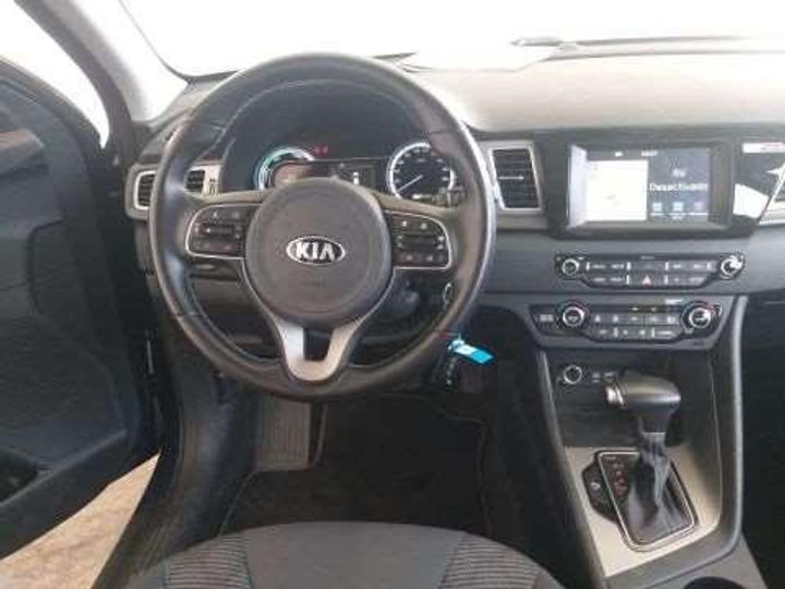 Photo 6 VIN: KNACB81CGJ5163126 - KIA NIRO 