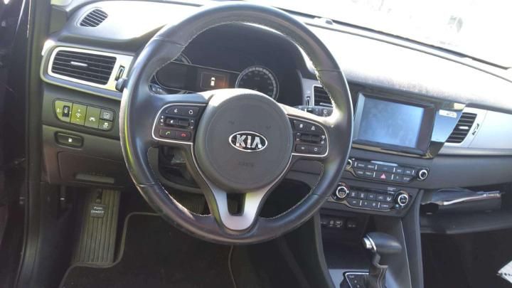 Photo 20 VIN: KNACB81CGJ5182355 - KIA NIRO 