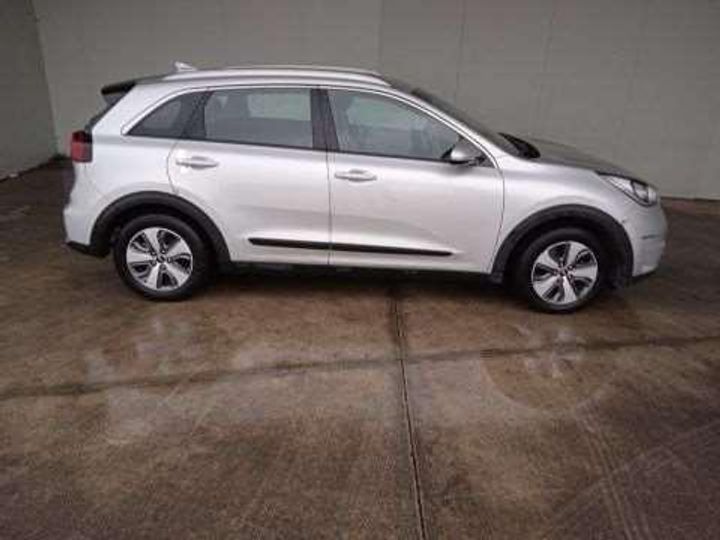 Photo 2 VIN: KNACB81CGJ5186378 - KIA NIRO 